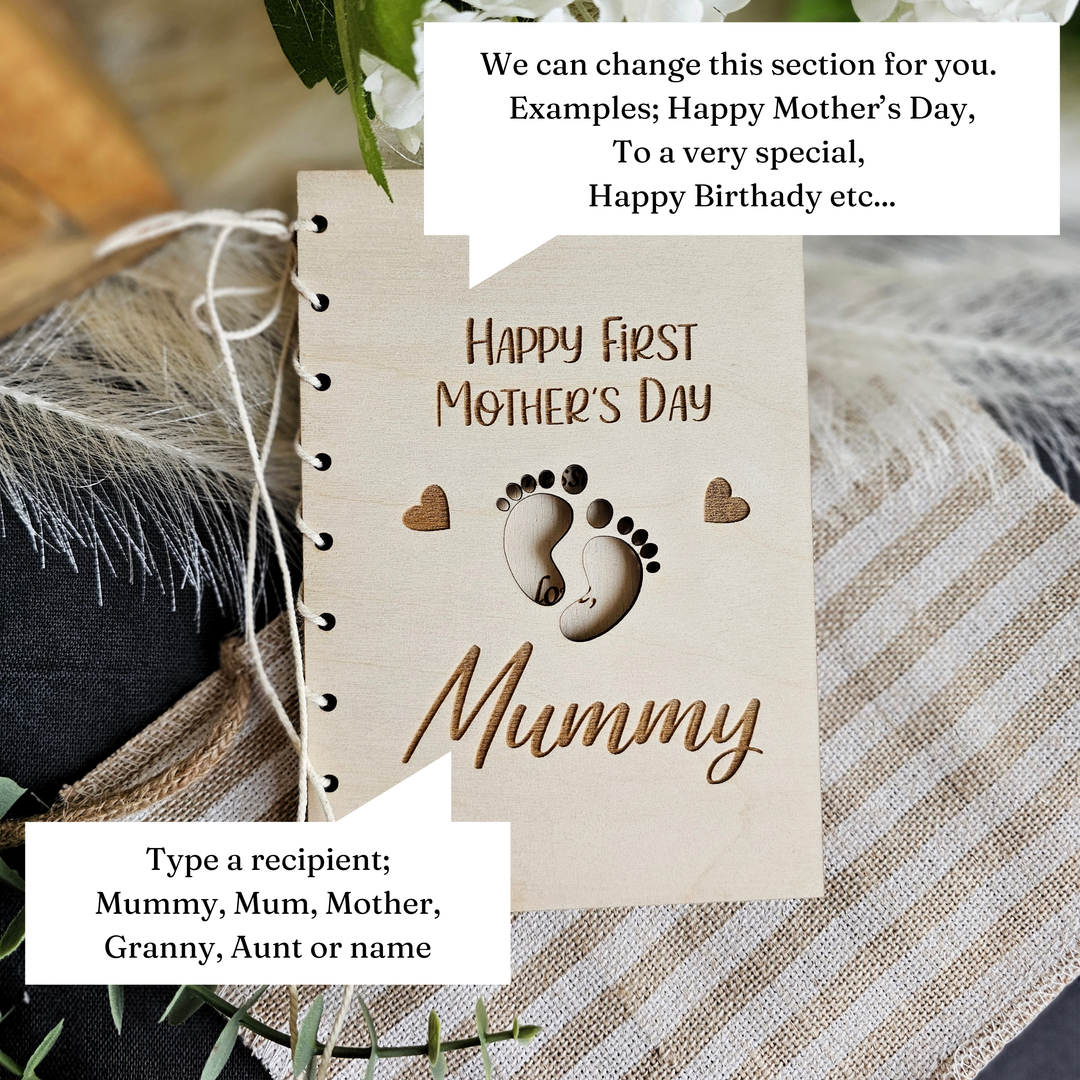 a wooden card with a message for Mother's Day, including a baby's footprint and the word "Mummy". The card is placed on a beige cloth with a feather, and there are speech bubbles above it providing additional information about the card.
