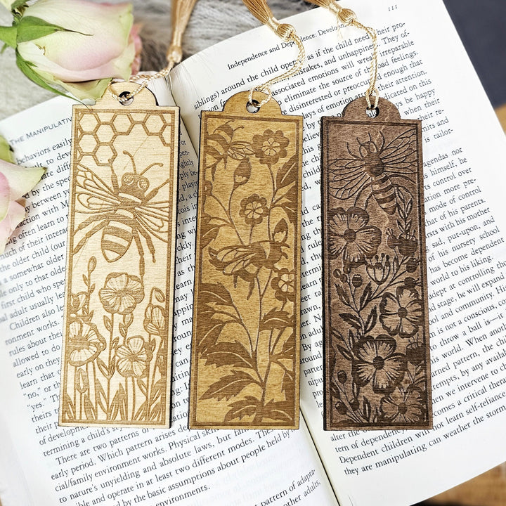 Personalised Bee Wooden Bookmark - Engraved Handmade Floral Bookmark Gift for Book Lovers