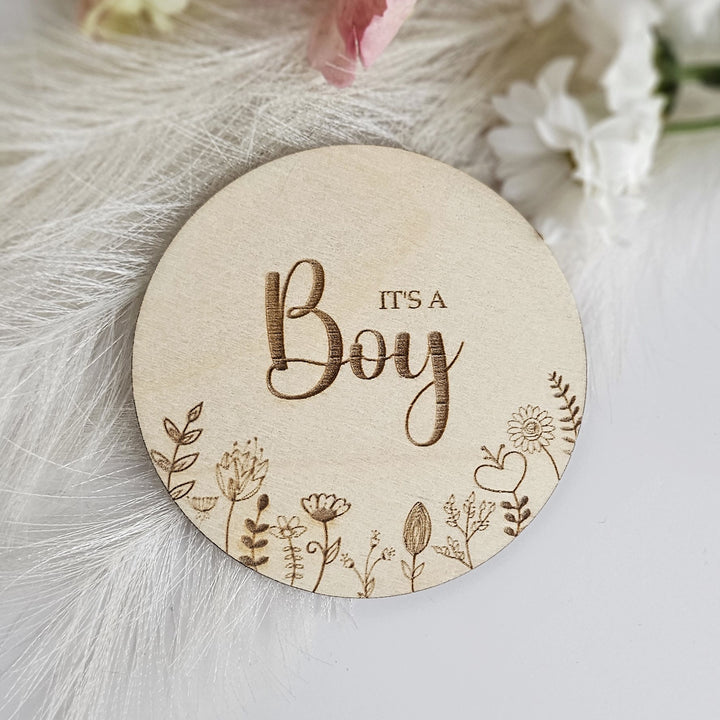 Wooden Baby Announcement It's a boy/girl - Floral Meadow - Milestone Card / Discs Photo Prop Plaque - Social Media Flat Lay Prop