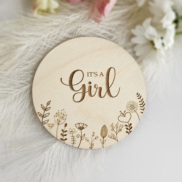 Wooden Baby Announcement It's a boy/girl - Floral Meadow - Milestone Card / Discs Photo Prop Plaque - Social Media Flat Lay Prop