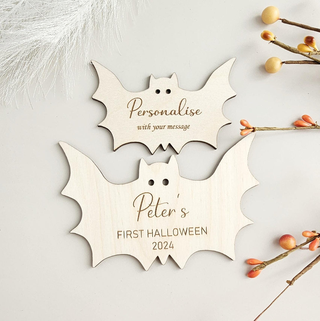 Personalised Wooden Bat Disc - Halloween Party Invitations  Decorations