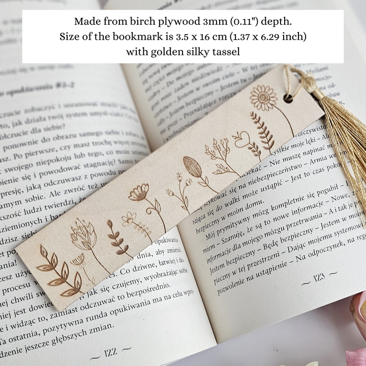 Wooden Bookmark Floral Meadow – Engraved Book Lover’s Gift – Personalised Gift for Readers