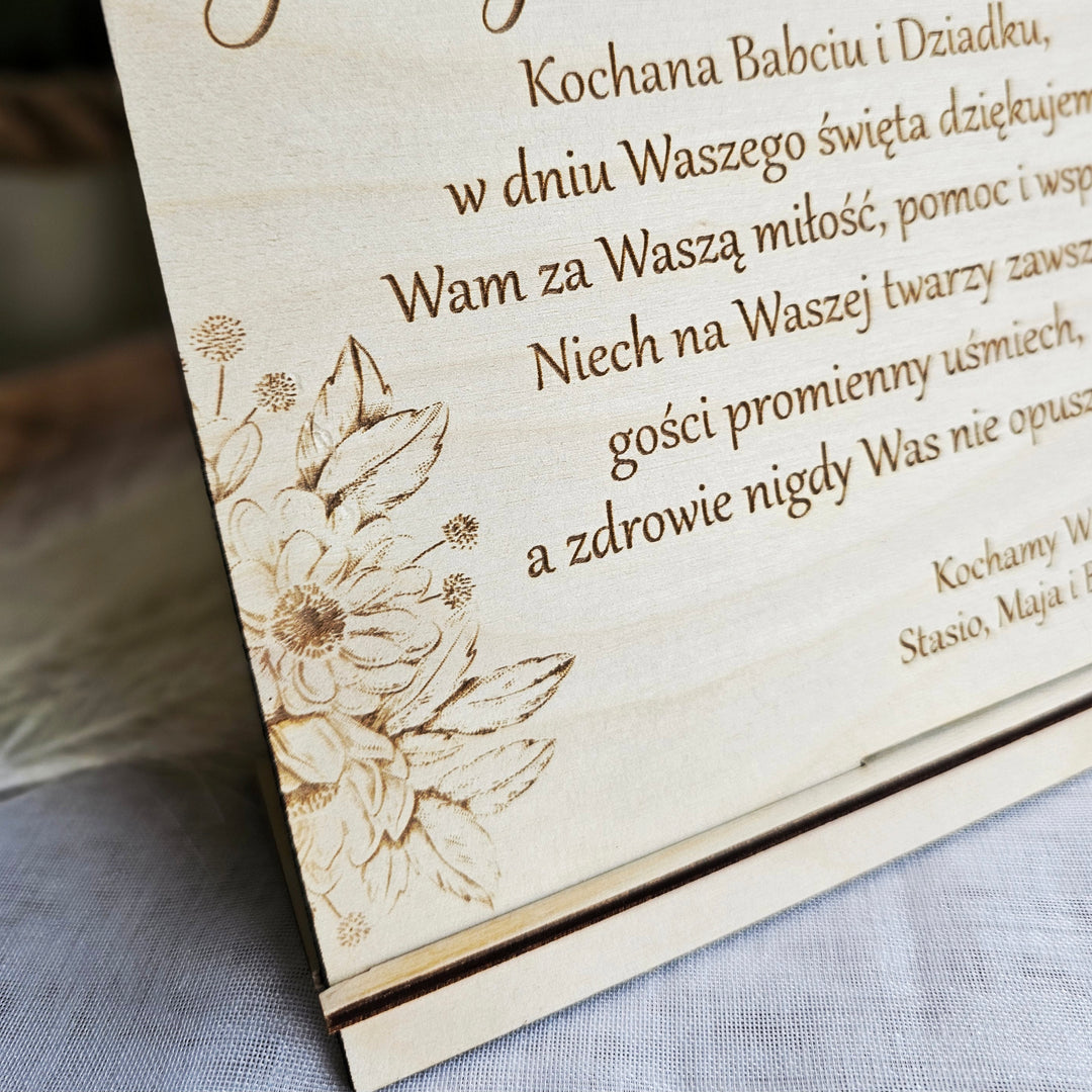 Rustic Wooden Polish Dzien Babci i Dziadka Sign Gift Keepsake with Personalised Wishes and Beautiful Flower Touch