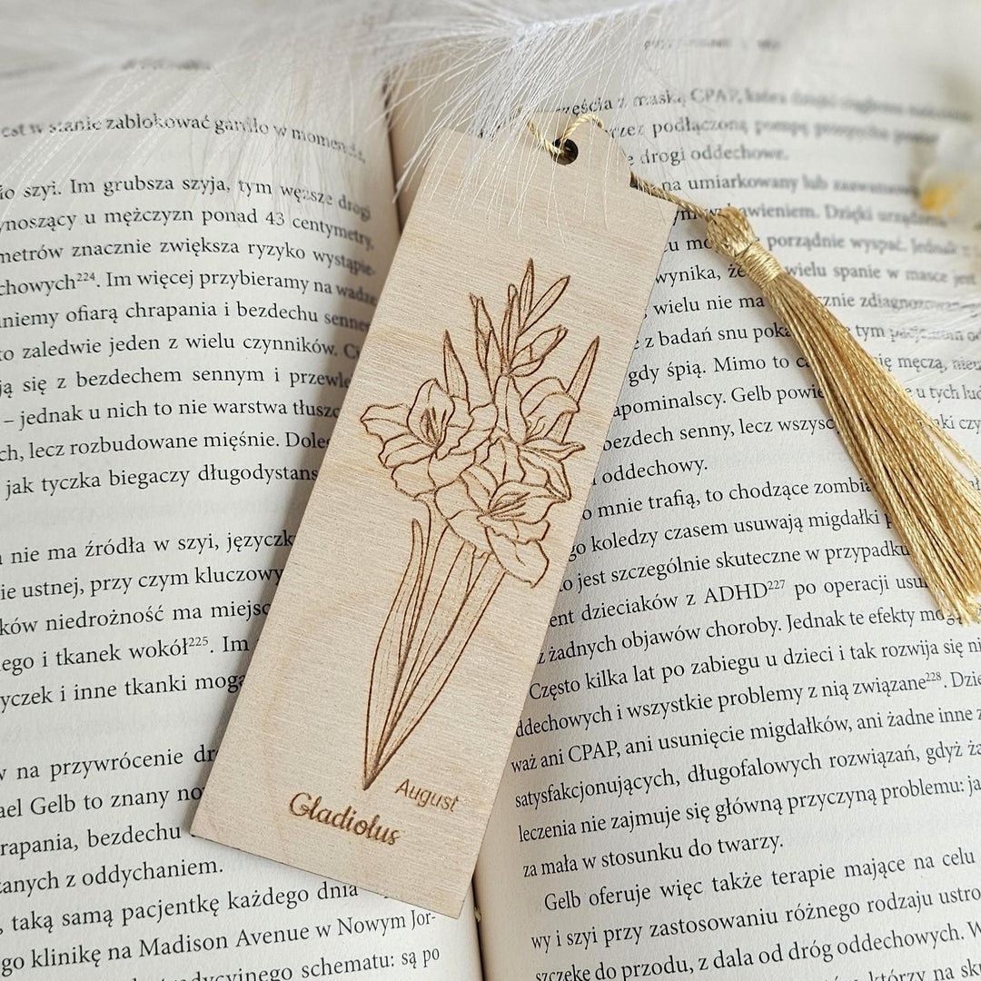 Birth Flower Bookmark August Gladiolus - Personalised Wooden Gift for Book Lovers
