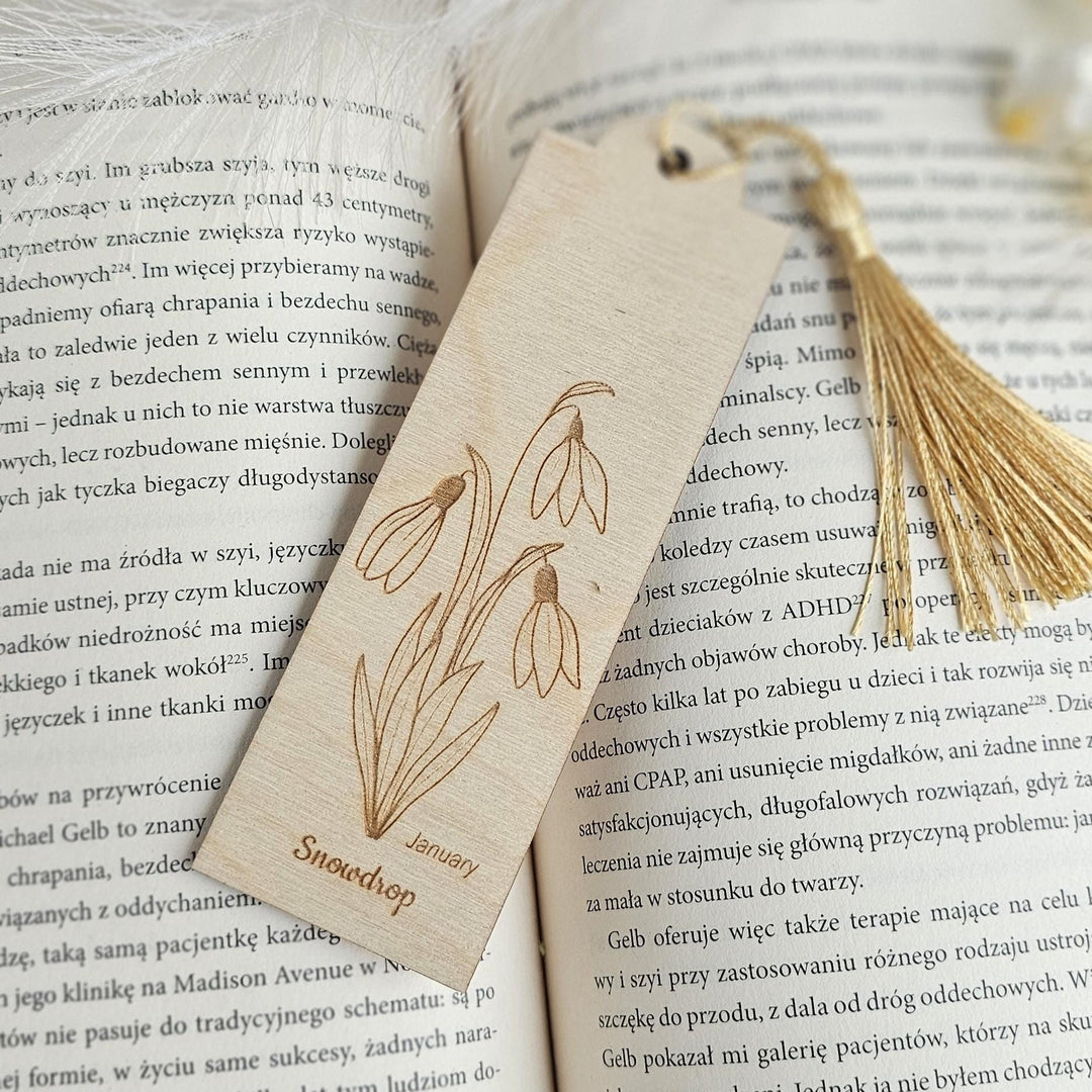 Birth Flower Bookmark January Snowdrop - Personalised Wooden Gift for Book Lovers