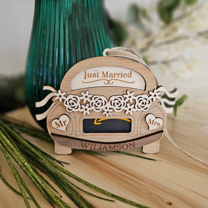 Personalised Wedding Gift Card Holder - Just Married Congratulations Wooden Card Box, Bride and Groom, Mr and Mrs Gift, Newly Married Couple