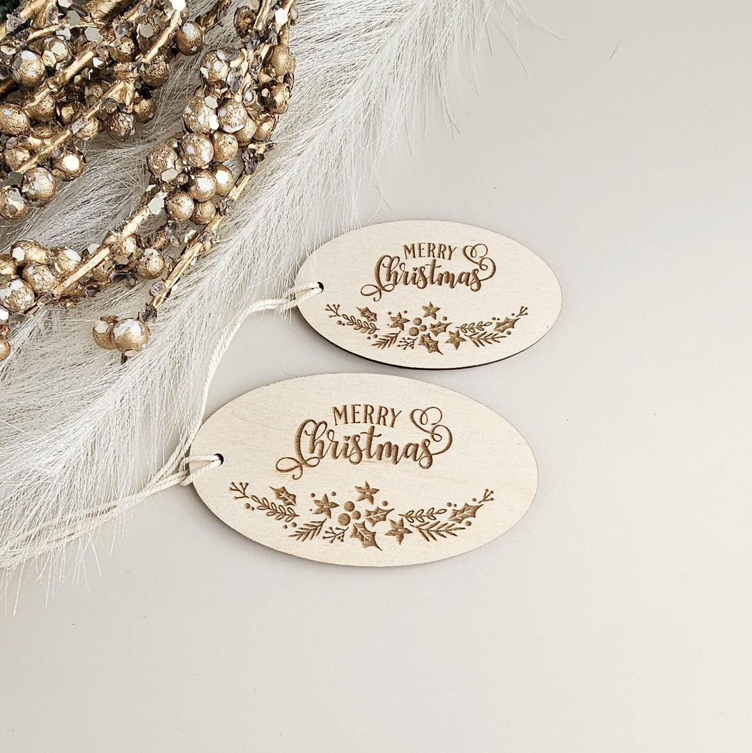Personalized Wooden Christmas Gift Tags - Set of 5 Merry Christmas Labels for Wrapping and Wreaths