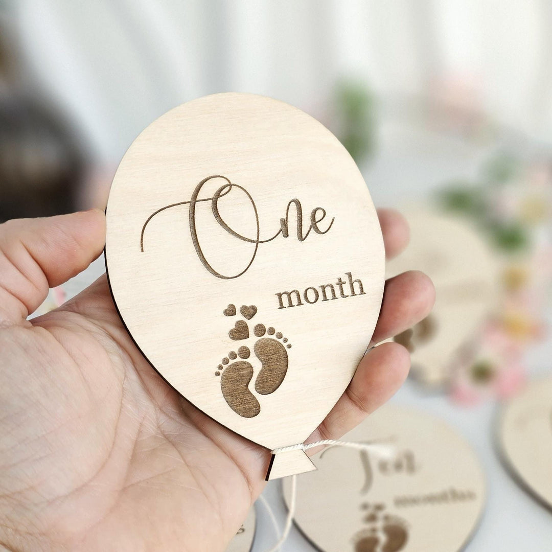 Personalized Baby Milestone Cards - Wooden Month Discs  Photo Props