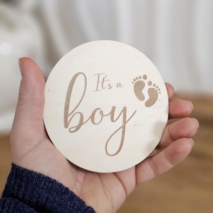 Baby Announcement Plaque – Wooden Milestone Card | Eco-Friendly Newborn Photo Prop