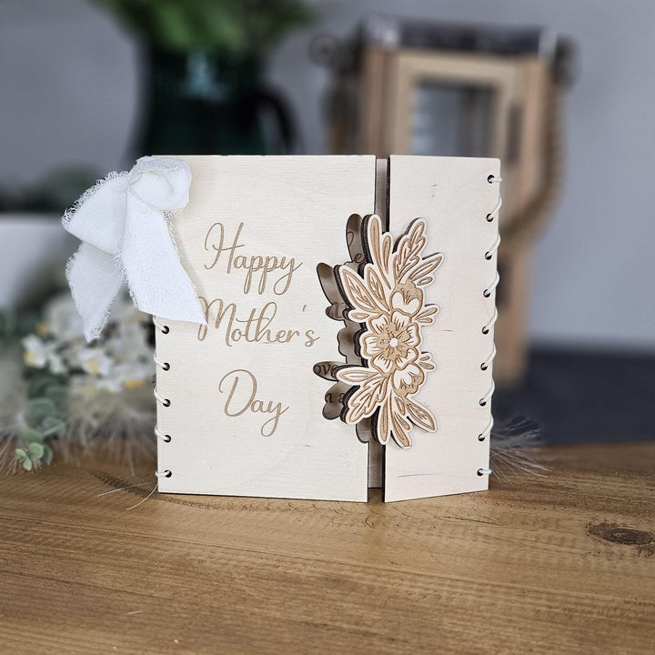 Personalised Wooden Card Mother's Day - Rustic Floral Keepsake Gift for Mom, Mum, Grandmother, Grandma, Auntie, Friend