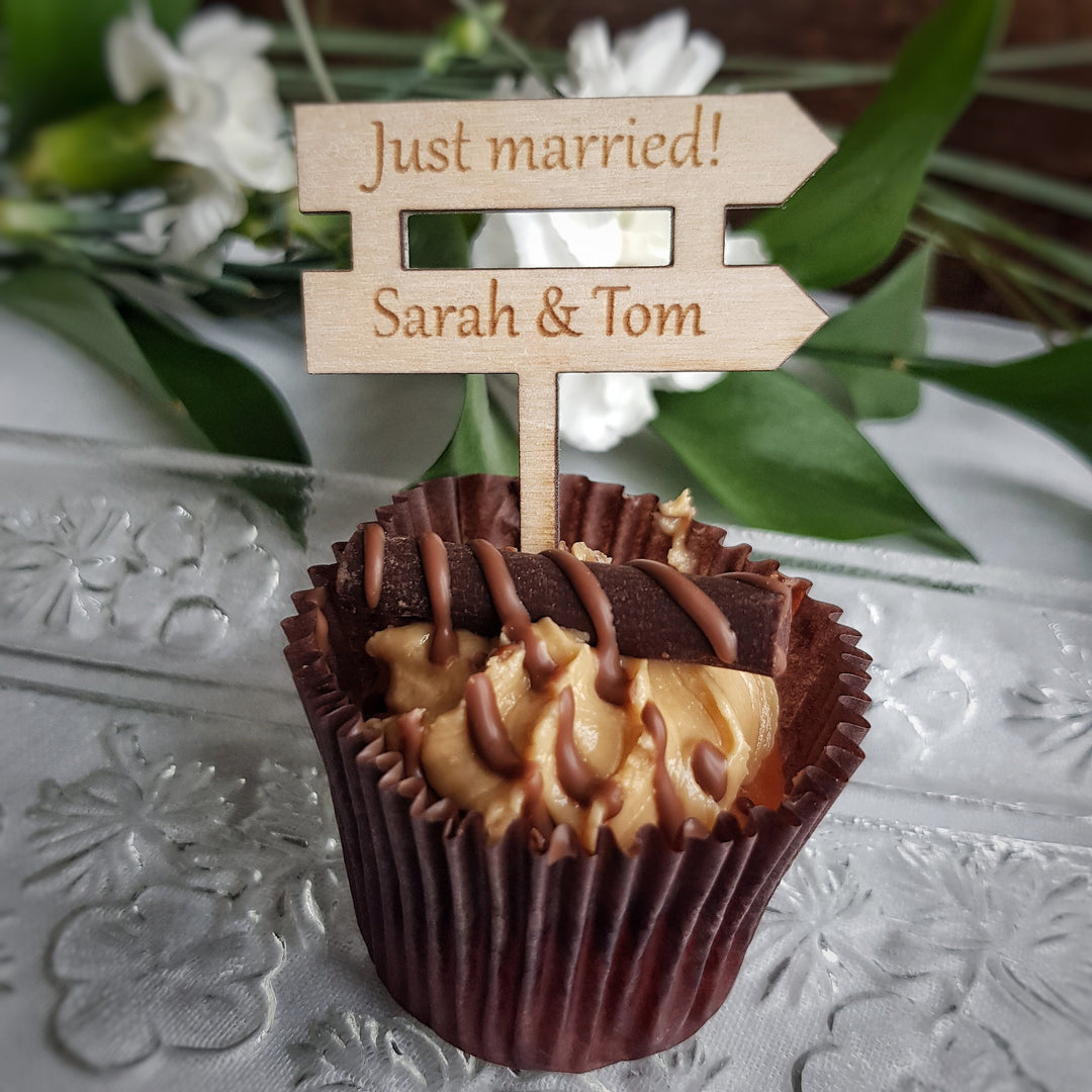 Personalised Cupcake Toppers: Rustic Wooden Party Decoration - Round