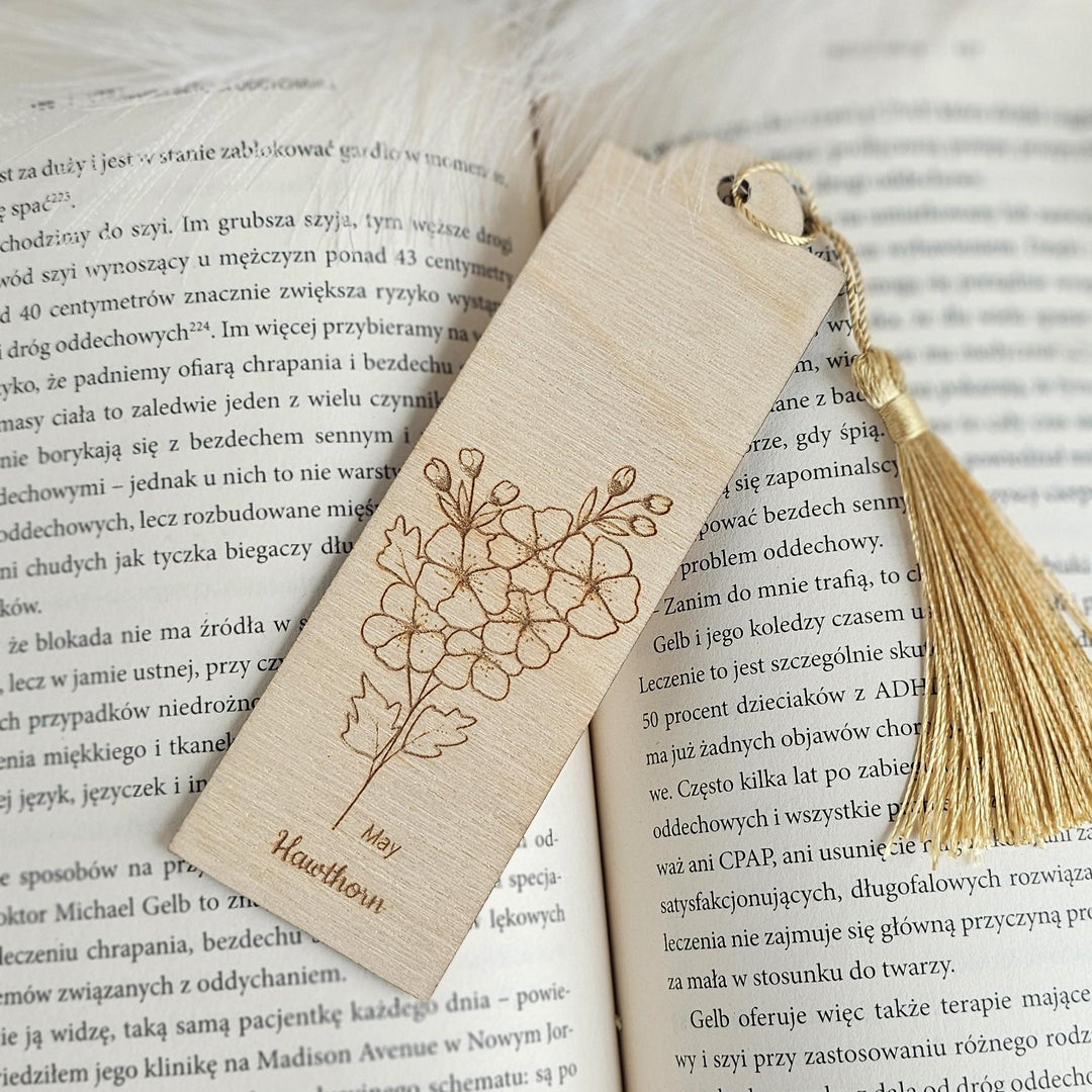 Birth Flower Bookmark May Hawthorn - Personalised Wooden Gift for Book Lovers