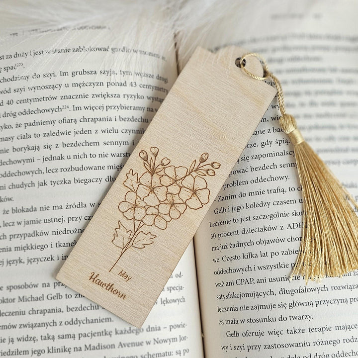 Birth Flower Bookmark May Hawthorn - Personalised Wooden Gift for Book Lovers