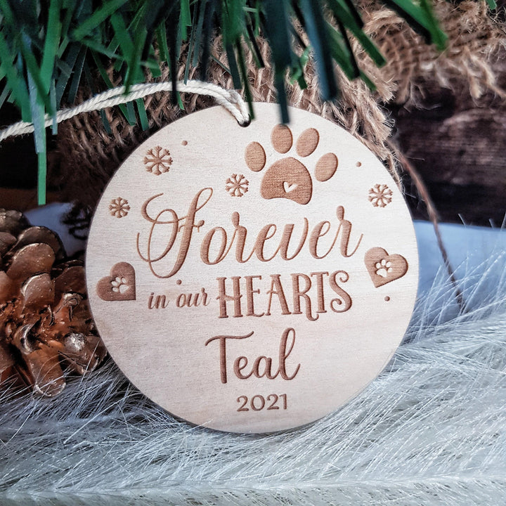 Custom Wooden Pet Memorial Ornament - Rustic Dog  Cat Remembrance Bauble