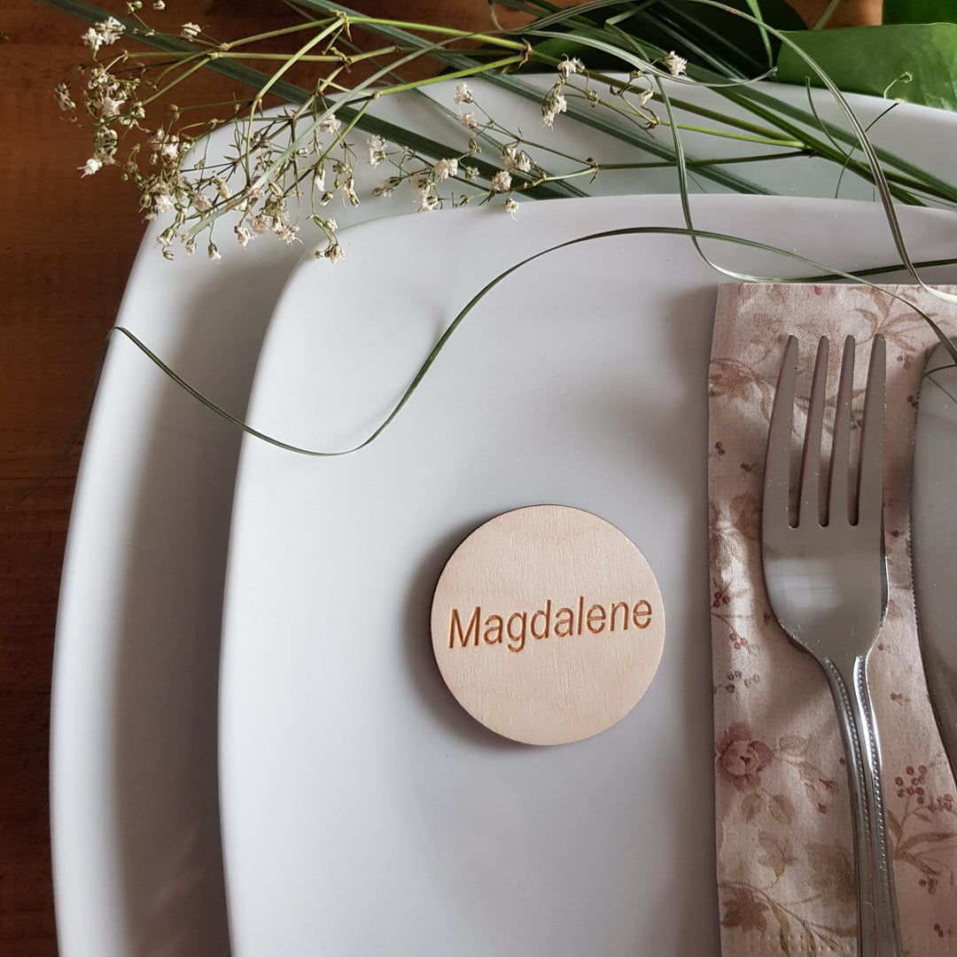 Custom Wedding Name Place Settings, Wedding Favours, Personalised Placement Cards, Natural Wedding Wooden Table Decoration