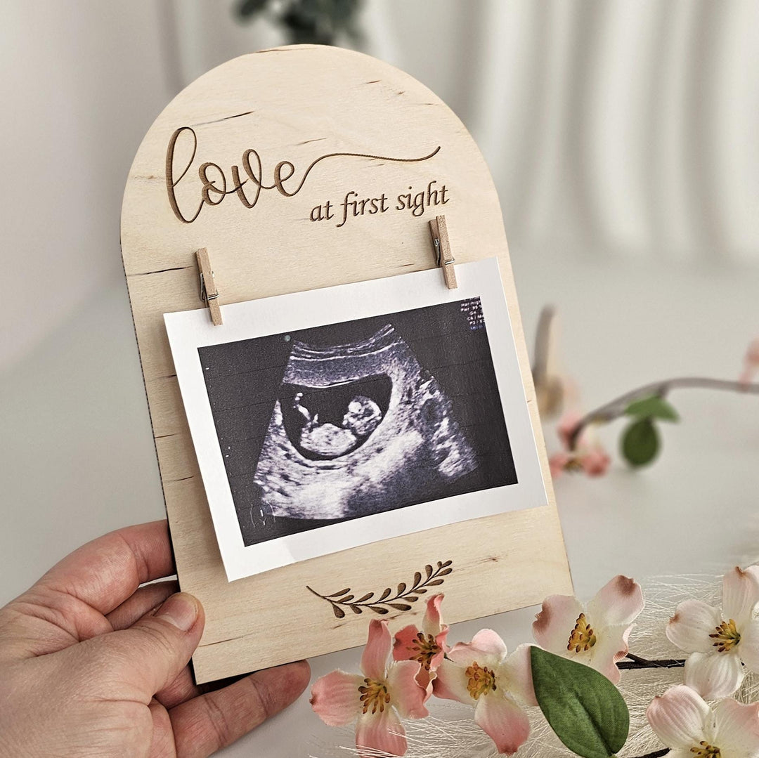 Personalised Pregnancy Sign – Engraved Baby Frame | Wooden Due Date Plaque