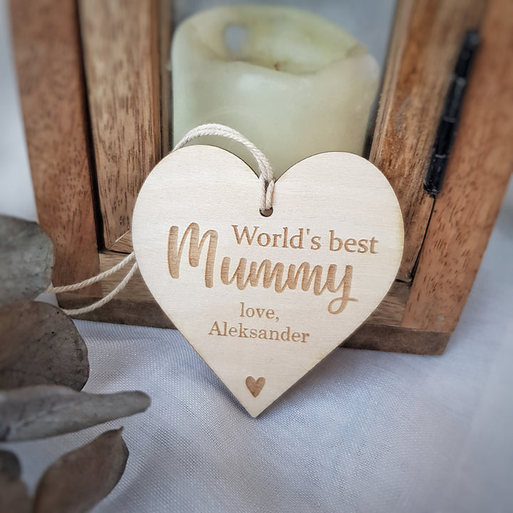 World's Best Mummy Plaque, Personalised wooden gift tag, Rustic Keepsake, Hanging decoration, Mother's Day Gift,