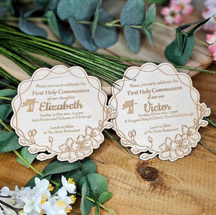 Personalised First Holy Communion Wooden Invitation - Rustic Floral wreath - Baptism Christening Confirmation Invite, Zaproszenie na Komunie