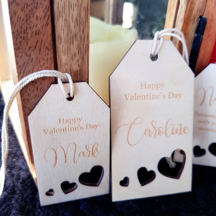 Happy Valentine's Day Gift Tag - Customisable Romantic Keepsake for Wedding Anniversary Celebration, Personalised Wooden Ornament