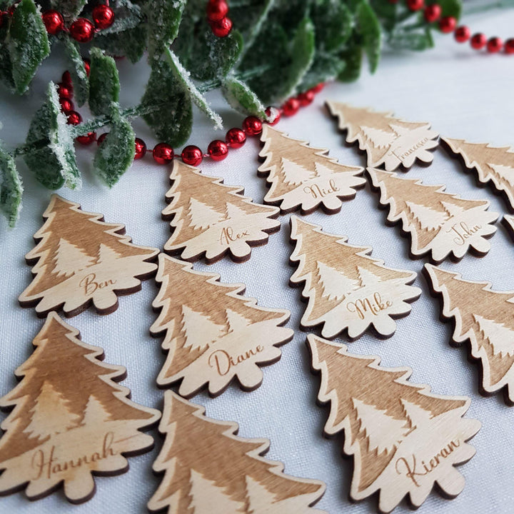 Personalised Rustic Christmas Tree Place Settings for Winter Weddings - Elegant Table Decorations for Holiday Dinners