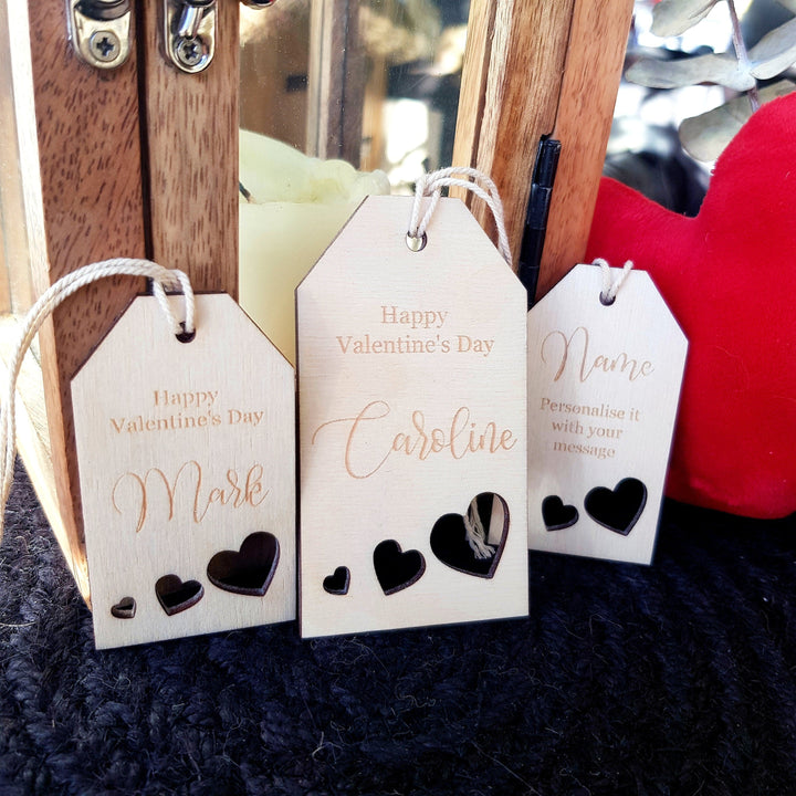Happy Valentine's Day Gift Tag - Customisable Romantic Keepsake for Wedding Anniversary Celebration, Personalised Wooden Ornament