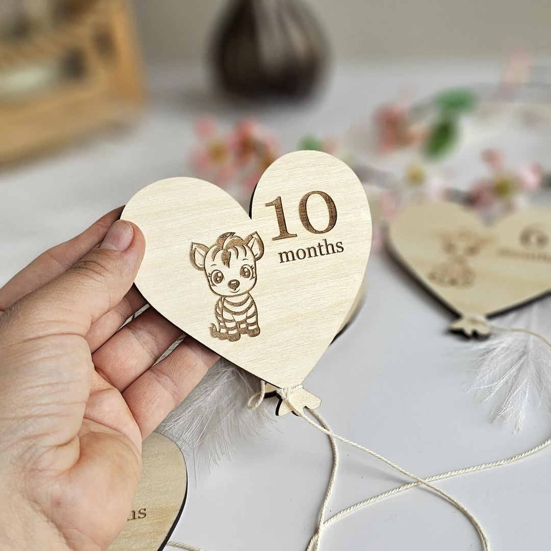 Wooden Baby Milestone Cards 1–12 Months | Baby Photo Props Keepsake