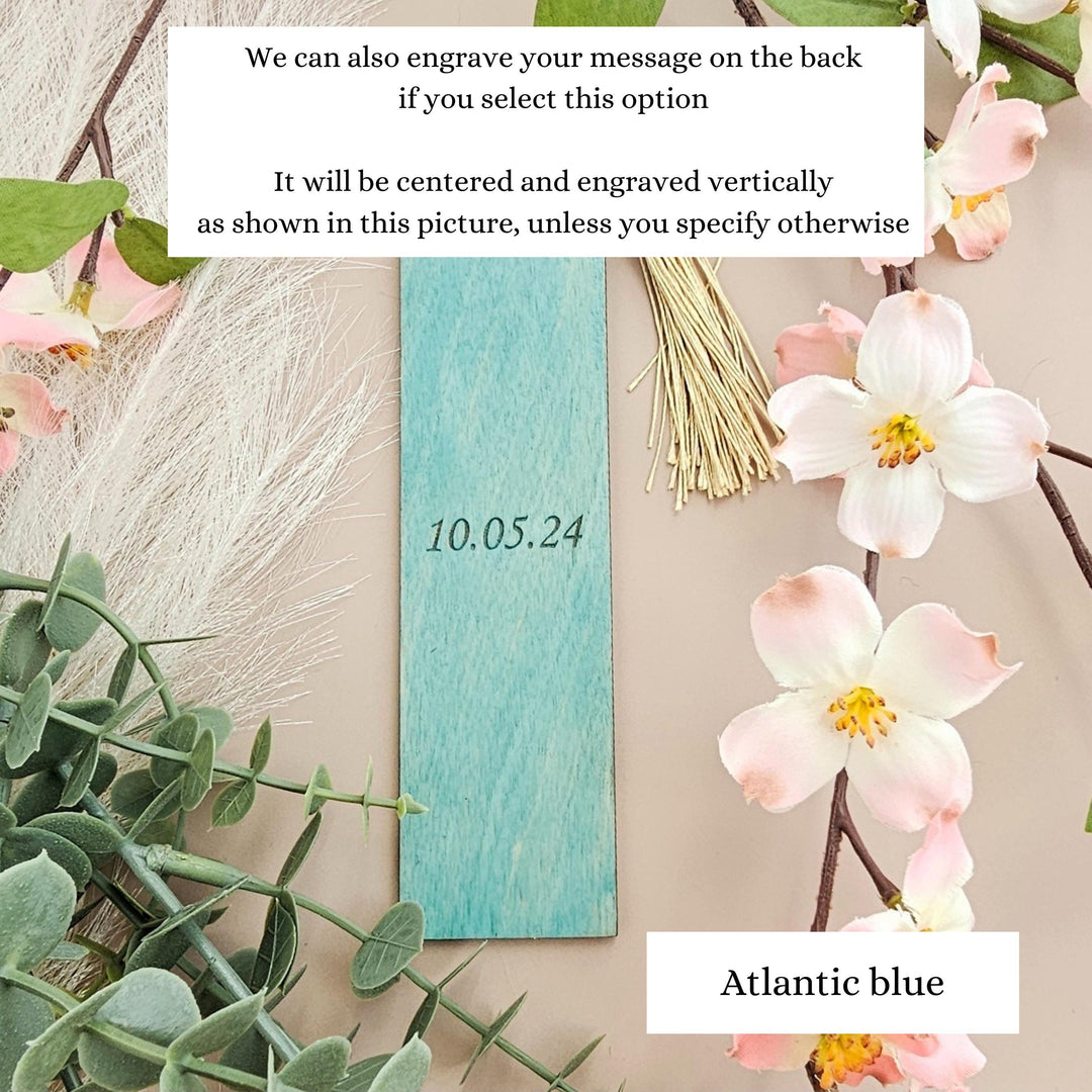 Personalized Floral Engraved Wooden Bookmark with Custom Message - Ideal Gift for Book Lovers