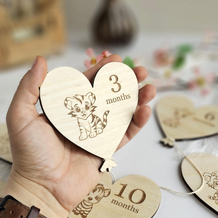 Wooden Baby Milestone Cards 1–12 Months | Baby Photo Props Keepsake