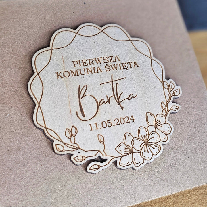 Personalised First Holy Communion Wooden Card – Engraved Catholic Keepsake Gift for Boy or Girl