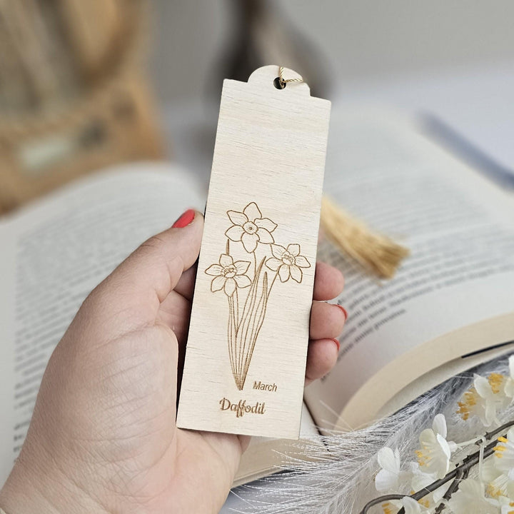 Birth Flower Bookmark March Daffodil - Personalised Wooden Gift for Book Lovers