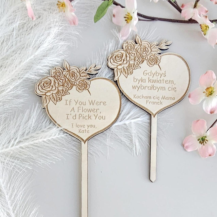 Personalised Plant Gift Tag - Rustic Wooden Floral Heart Marker for Birthdays & Mother's Day