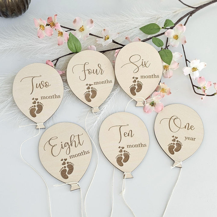 Personalized Baby Milestone Cards - Wooden Month Discs  Photo Props