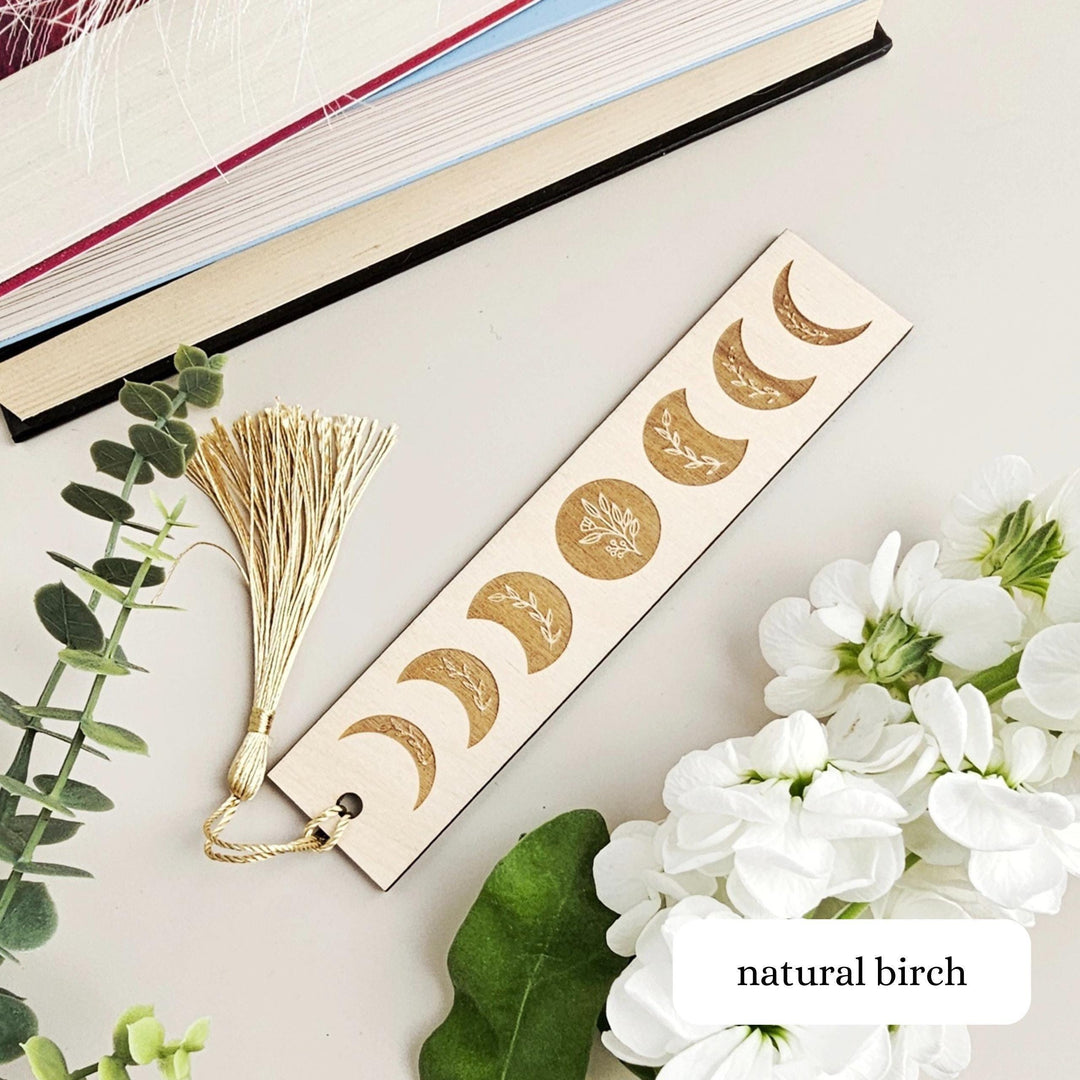 Bookmark Celestial Floral Moon Phase - Personalised Engraved Book Love's Gift - A Mistical Wooden Present for Readers