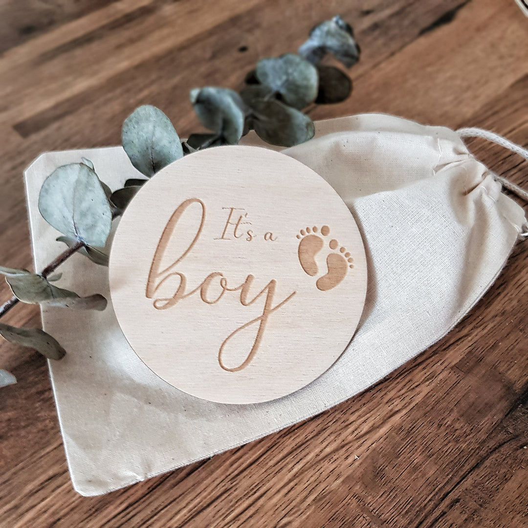 Baby Announcement Plaque – Wooden Milestone Card | Eco-Friendly Newborn Photo Prop