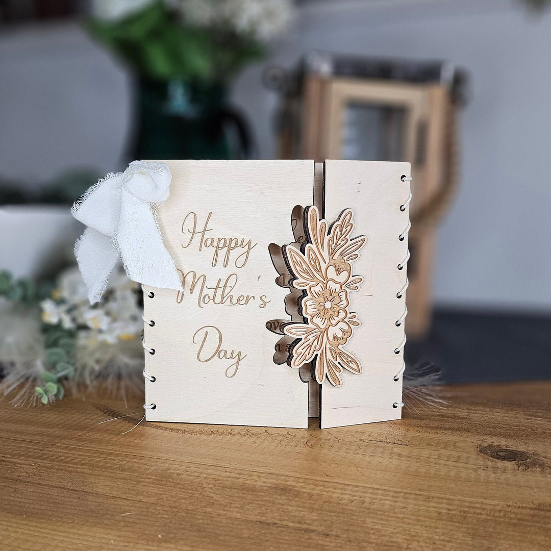 Personalised Wooden Card Mother's Day - Rustic Floral Keepsake Gift for Mom, Mum, Grandmother, Grandma, Auntie, Friend