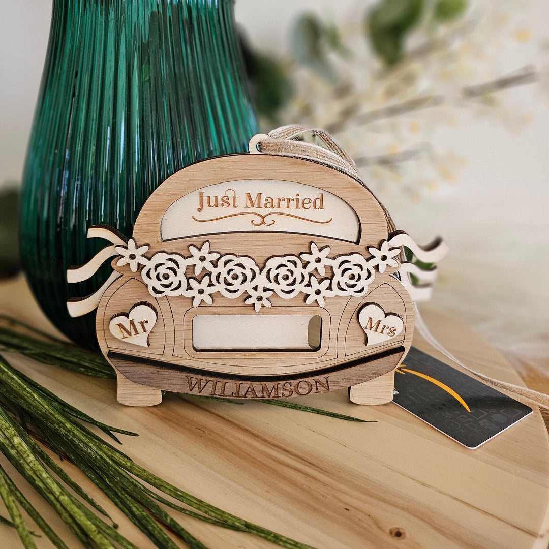 Personalised Wedding Gift Card Holder - Just Married Congratulations Wooden Card Box, Bride and Groom, Mr and Mrs Gift, Newly Married Couple