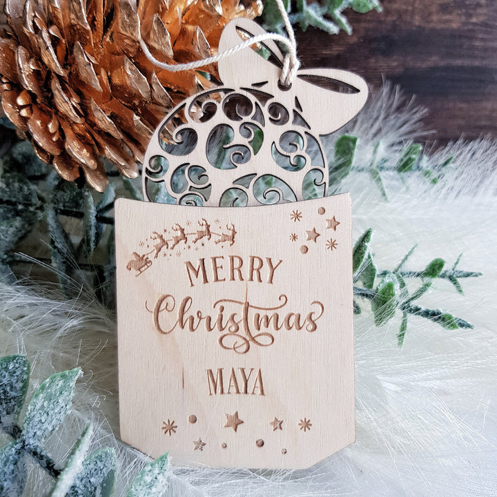 Christmas money holder gift bauble, personalised festive season gift, wooden cash holder, Merry Christmas custom present, money envelope