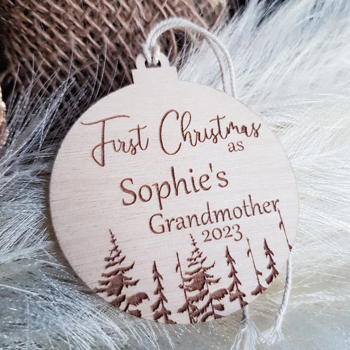 Personalised First Christmas as Auntie / Uncle Bauble, Eco-Friendly Wooden Christmas Tree Ornament, Winter Woodland Keepsake