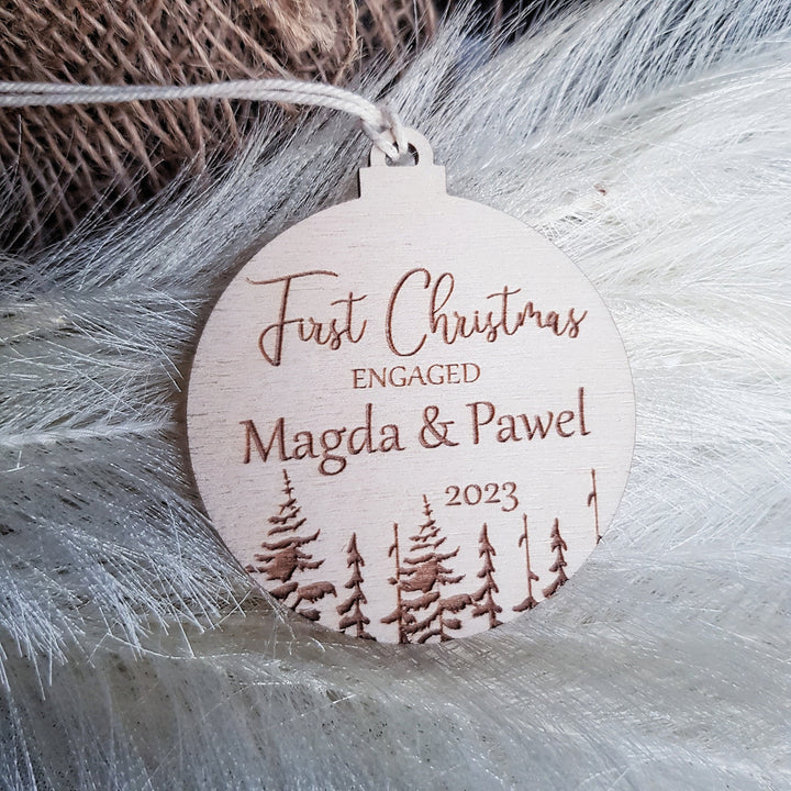 Personalised First Christmas as Auntie / Uncle Bauble, Eco-Friendly Wooden Christmas Tree Ornament, Winter Woodland Keepsake