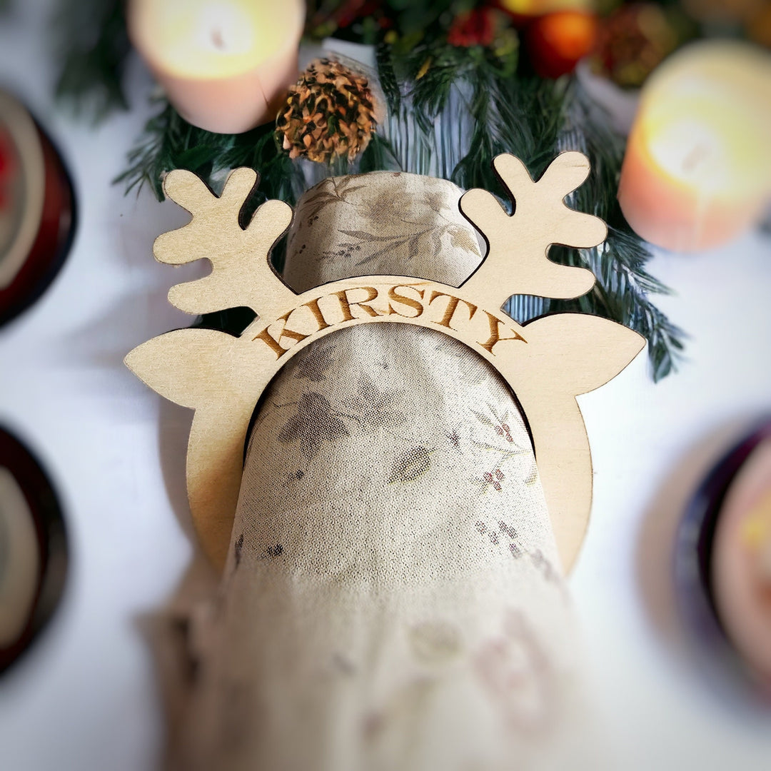 Christmas Personalised Rustic Reindeer Wooden Napkin Ring, Family Dinner Table Decoration, Winter / Christmas wedding place name setting